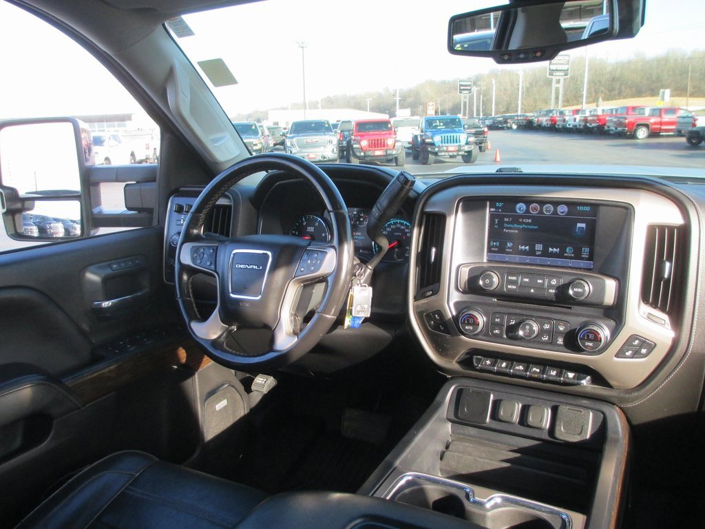 Used 2019 GMC Sierra 2500 Denali w/ Duramax Plus Package image 24