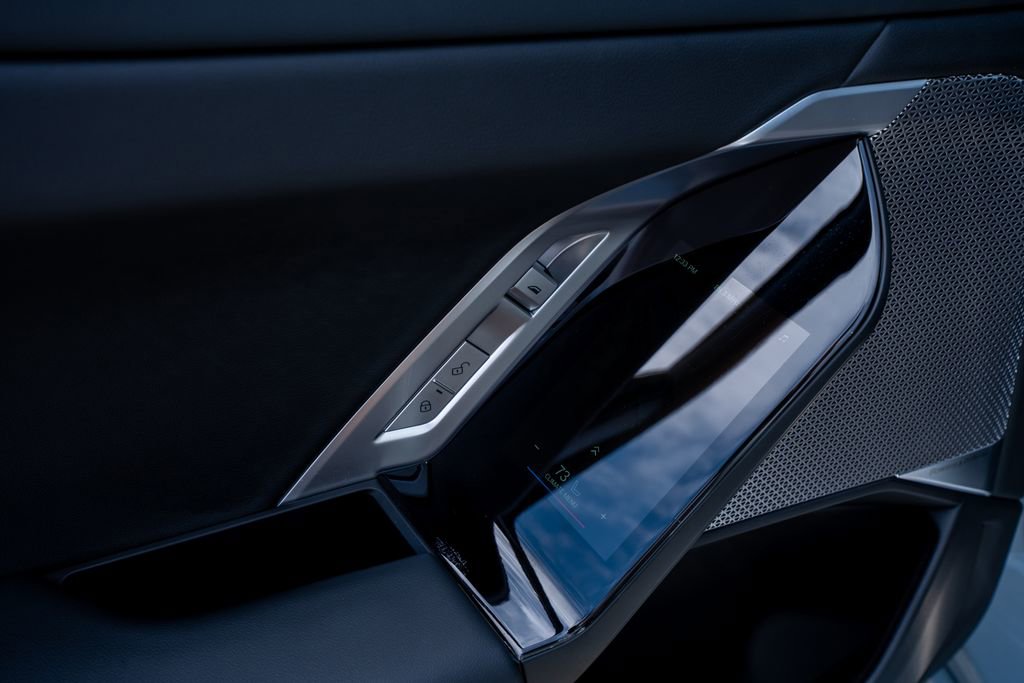 Used 2023 BMW 740i RWD image 43