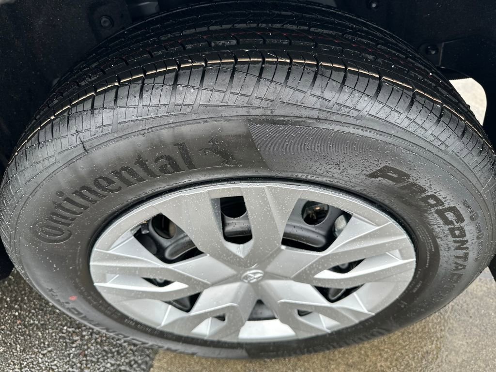 New 2026 Toyota Corolla Cross L image 26