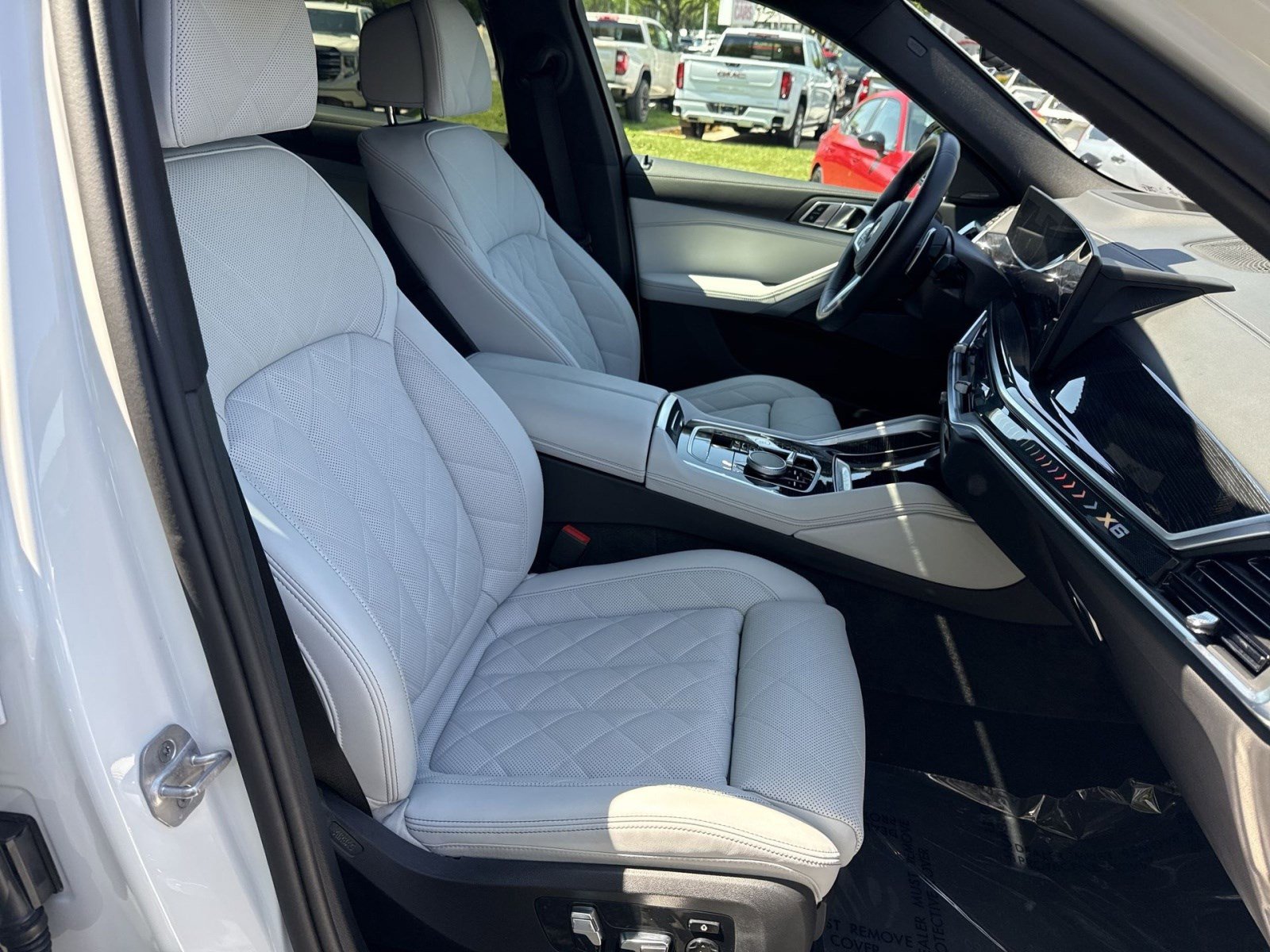 Used 2026 BMW X6 xDrive40i AWD/4WD image 24