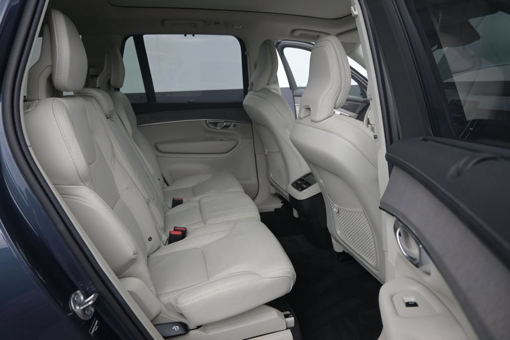 Certified 2026 Volvo XC90 B6 Ultra AWD/4WD image 16