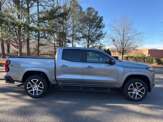 Used 2024 Chevrolet Colorado Z71 w/ Z71 Convenience Package 2 image 5