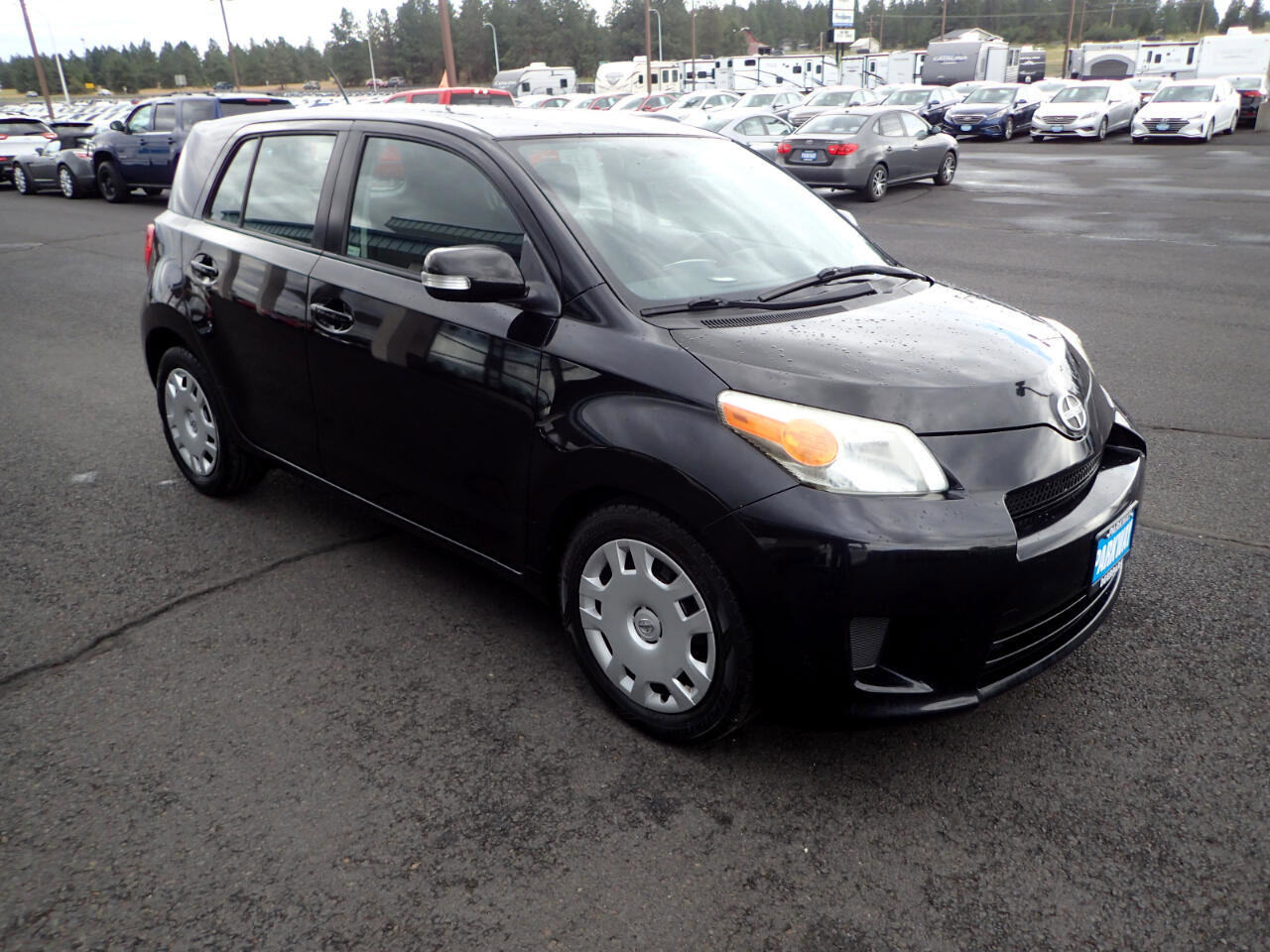 Used 2010 Scion xD image 7