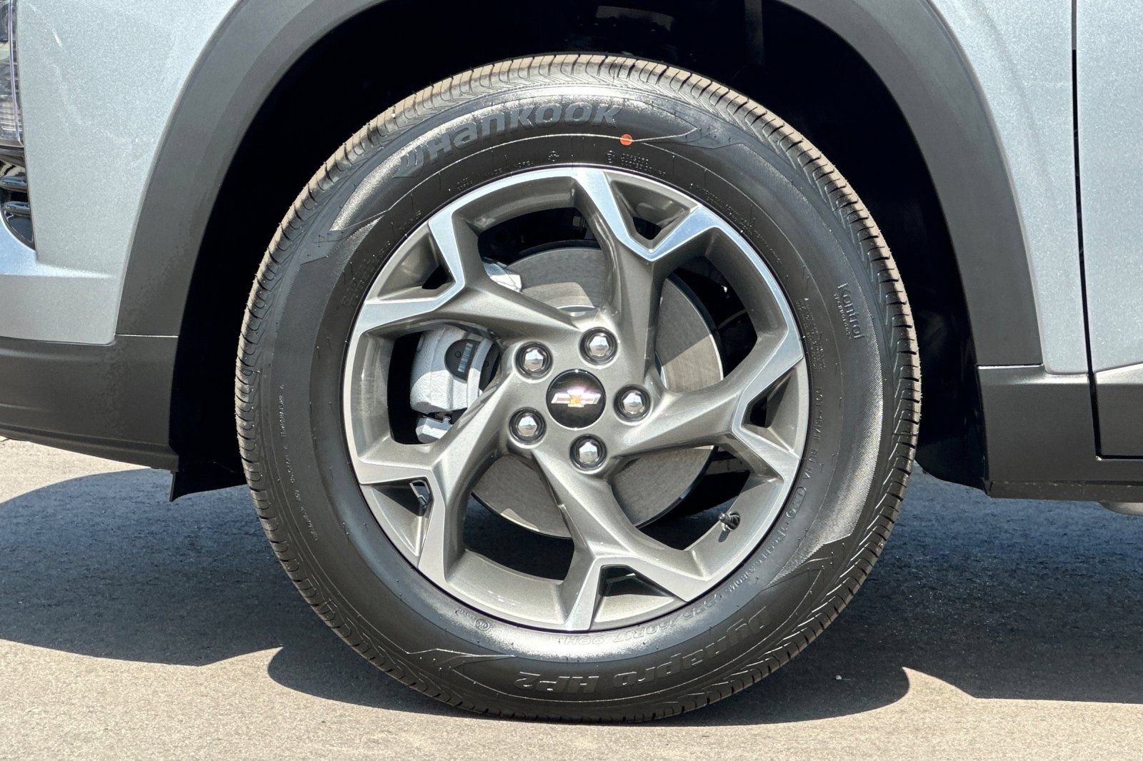 New 2026 Chevrolet Trax LT w/ Driver Confidence Package FWD image 25