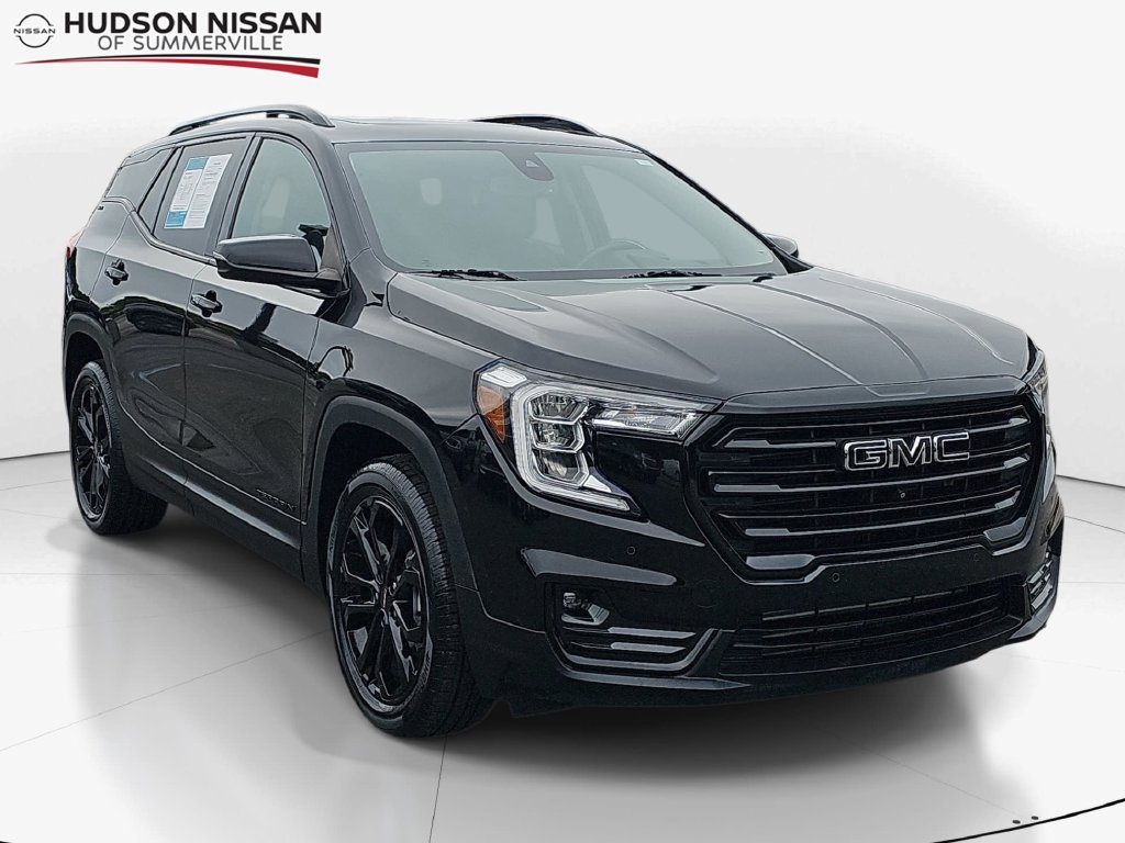 Used 2022 GMC Terrain SLT w/ Infotainment Package II