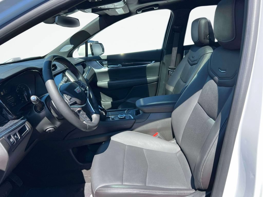 Used 2023 Cadillac XT5 Premium Luxury AWD/4WD image 16