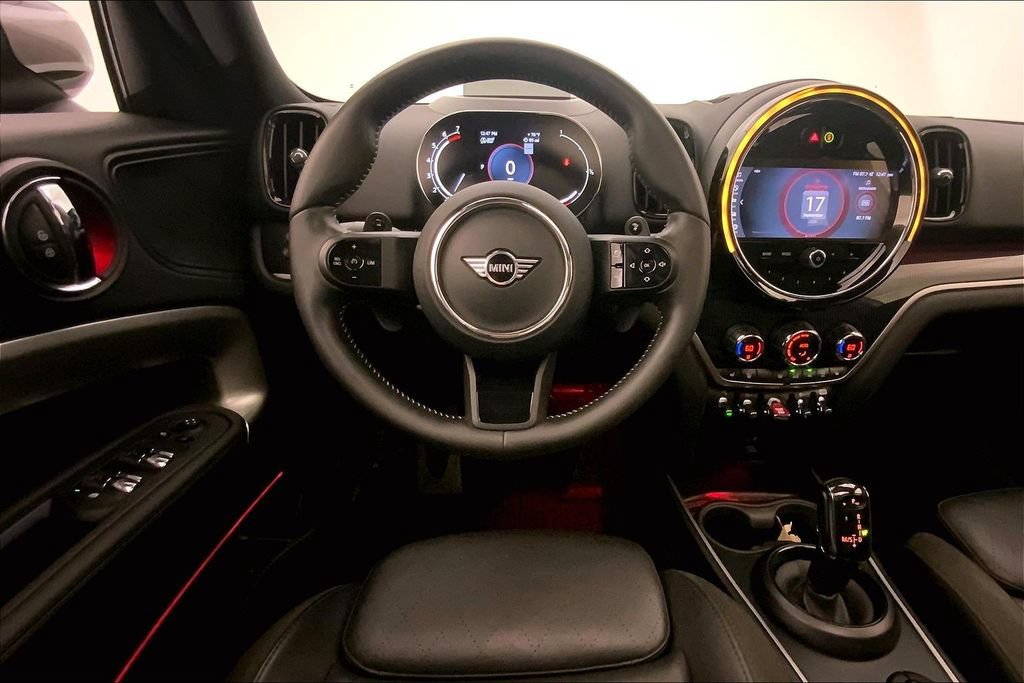 Certified 2024 MINI Cooper Countryman S FWD image 4