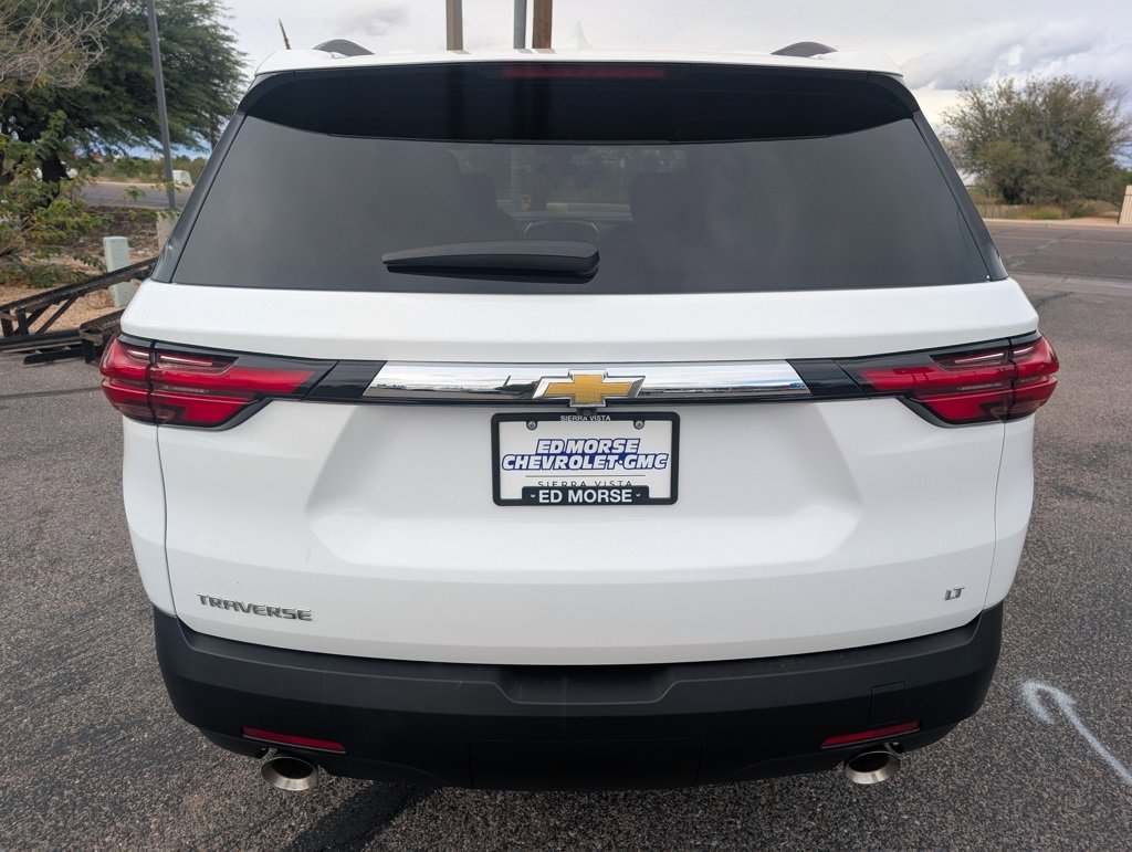 Used 2023 Chevrolet Traverse LT image 4