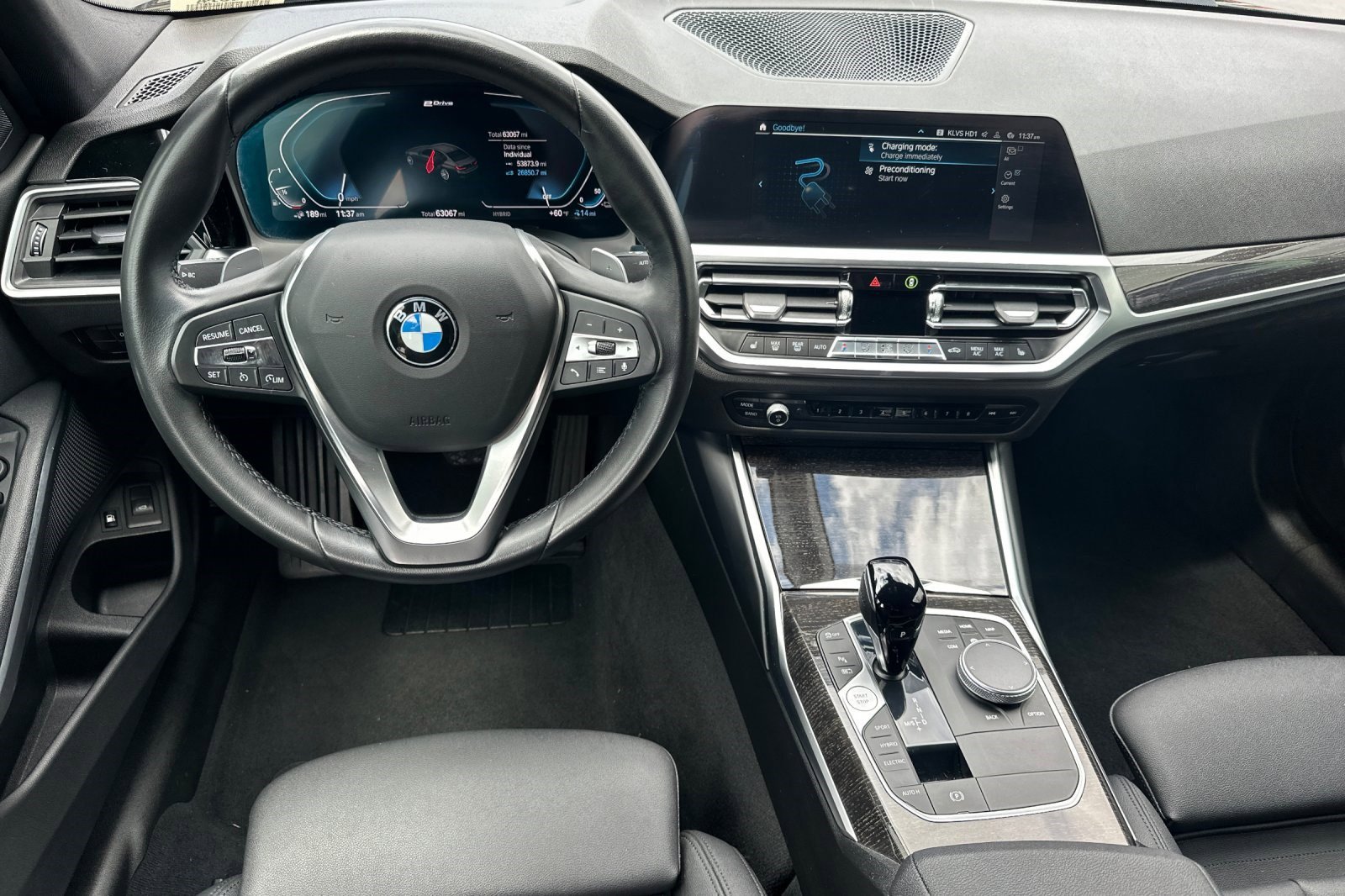 Used 2021 BMW 330e w/ Convenience Package RWD image 18