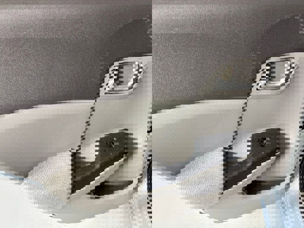 Used 2012 Honda Civic LX image 30