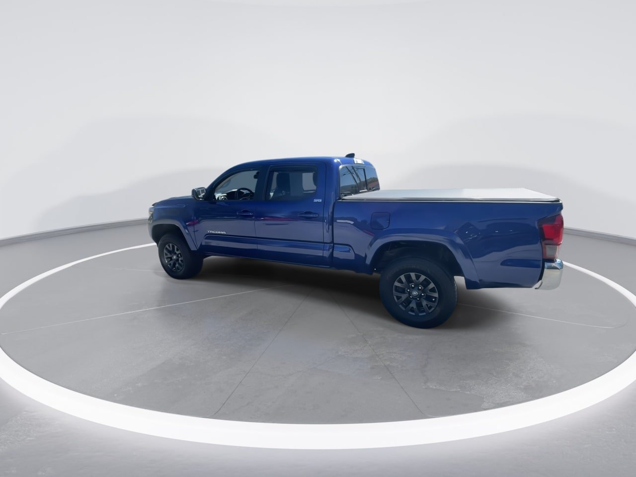 Used 2023 Toyota Tacoma SR5 AWD/4WD image 12