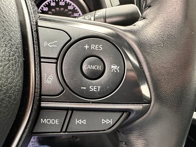 Used 2023 Toyota Camry SE w/ Cold Weather Package FWD image 32