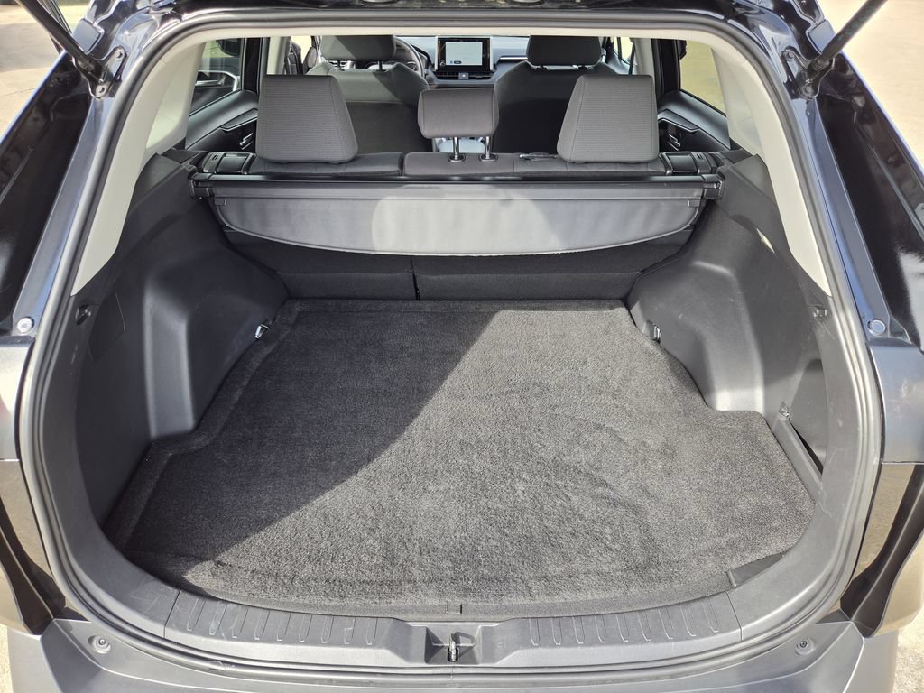 Used 2025 Toyota RAV4 XLE w/ Weather Package FWD image 30