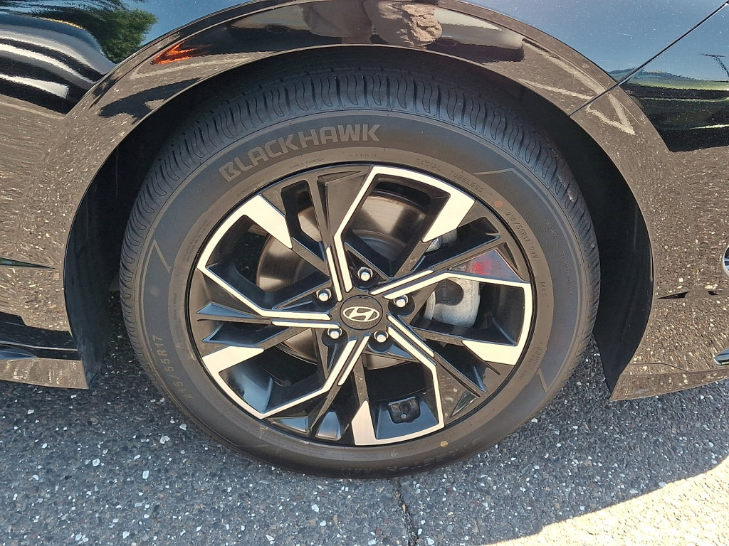Used 2025 Hyundai Sonata SEL FWD image 9