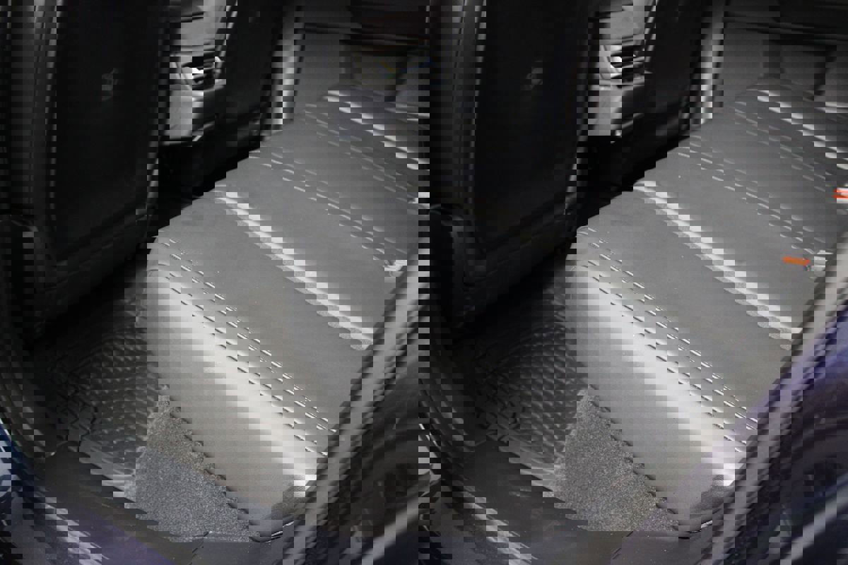 Used 2023 Fisker Ocean Extreme image 35