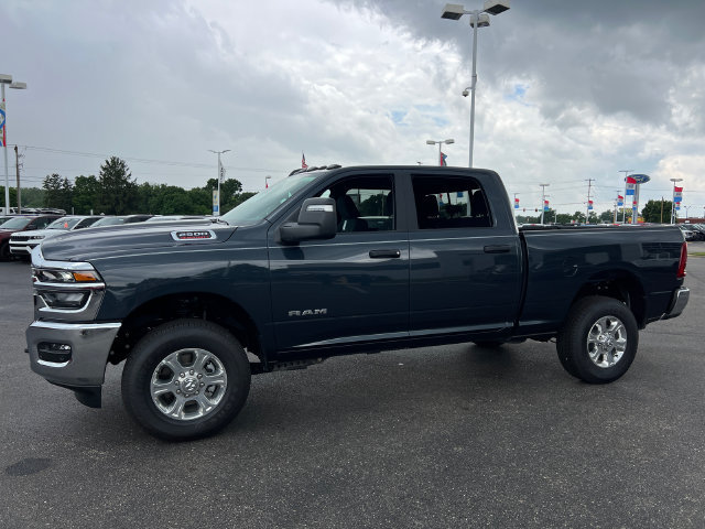 New 2026 RAM 2500 Big Horn AWD/4WD image 3