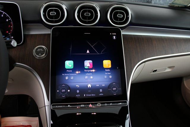 New 2025 Mercedes-Benz C 300 4MATIC Sedan image 25