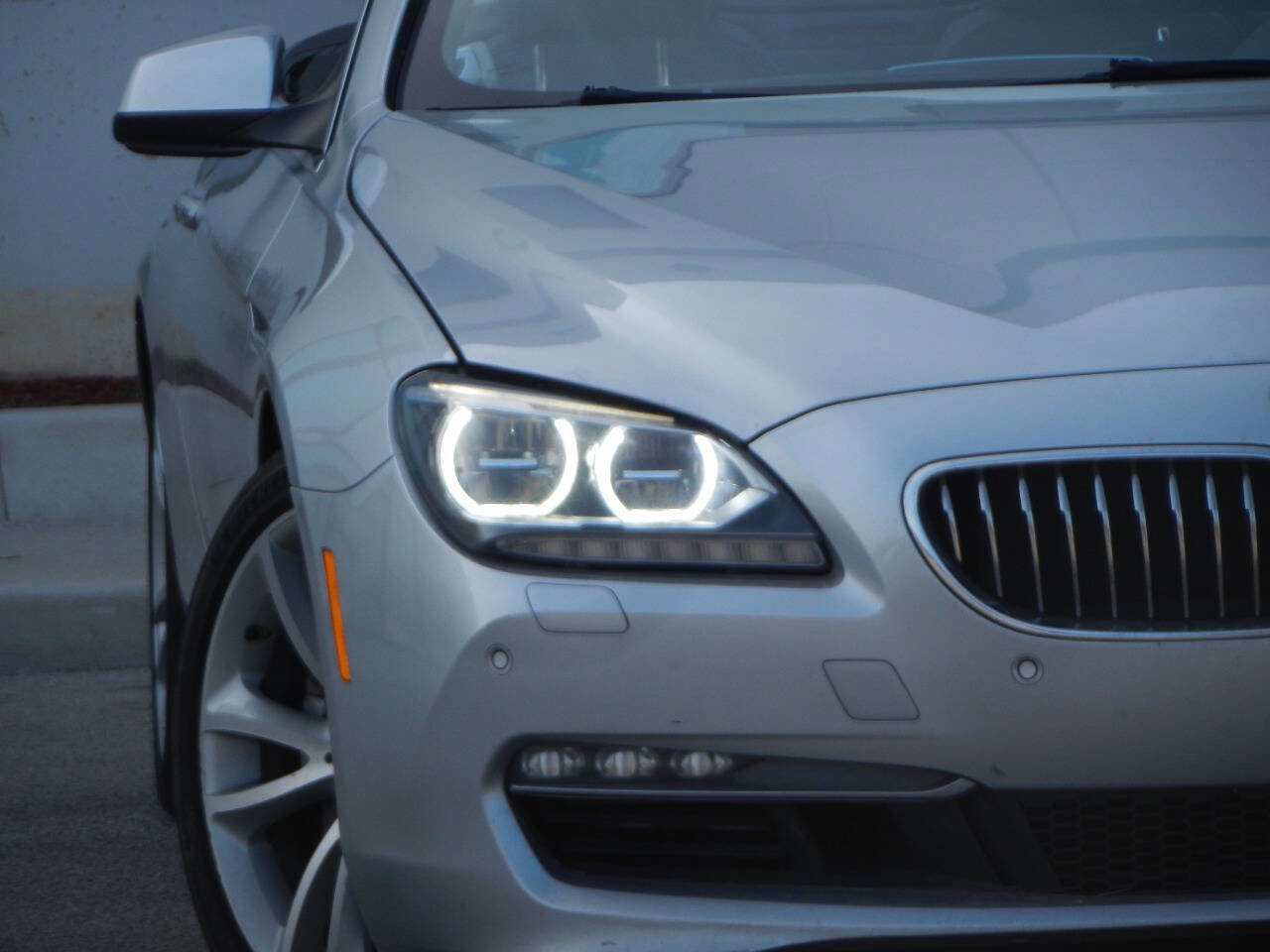 Used 2012 BMW 640i Convertible image 8