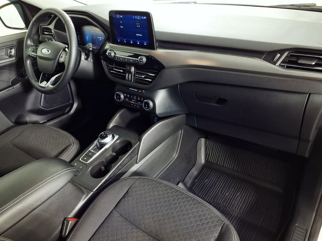 Used 2023 Ford Escape Active w/ Cold Weather Package image 13