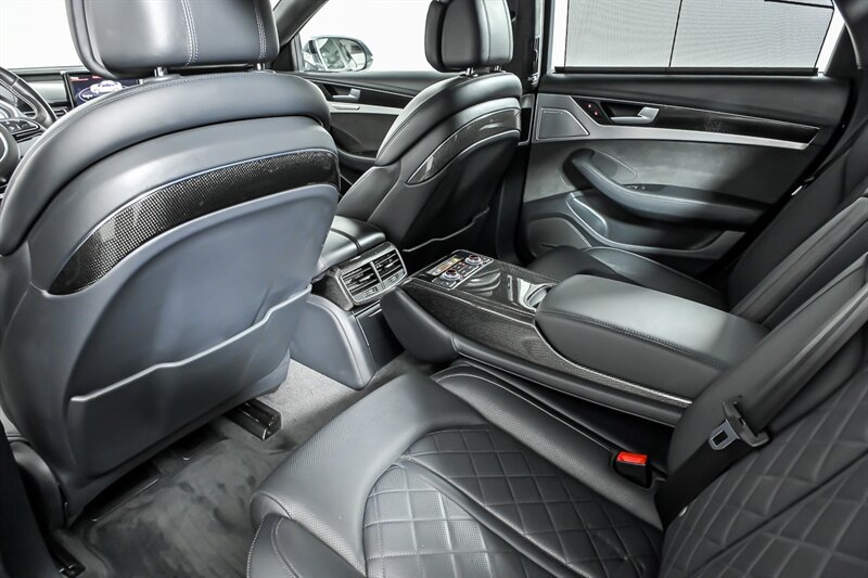 Used 2016 Audi S8 AWD/4WD image 21