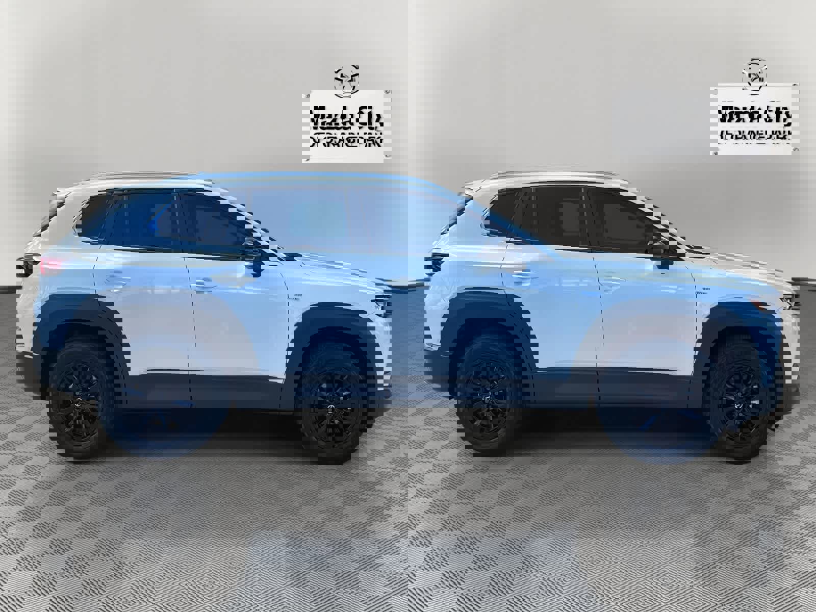 Certified 2025 MAZDA CX-50 2.5 Hybrid w/ Weather Package image 2