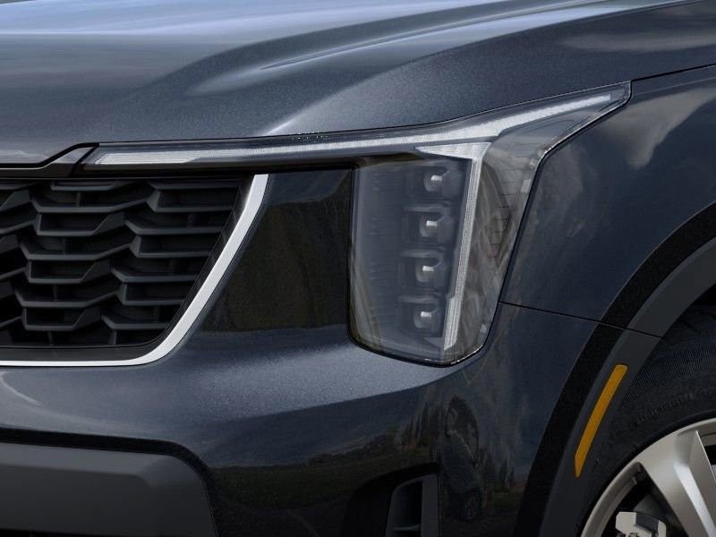 New 2025 Kia Sorento LX image 12