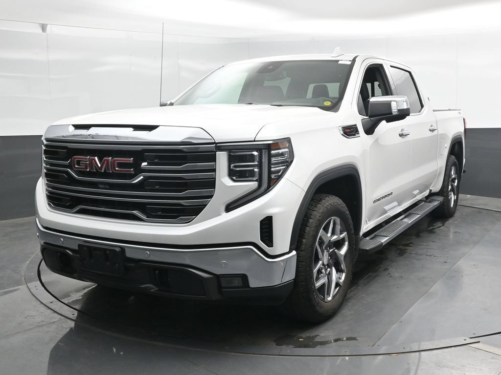 Used 2022 GMC Sierra 1500 SLT w/ SLT Premium Plus Package AWD/4WD image 8