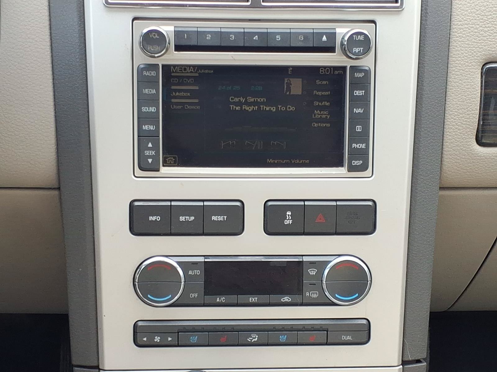 Used 2009 Lincoln MKX AWD image 6