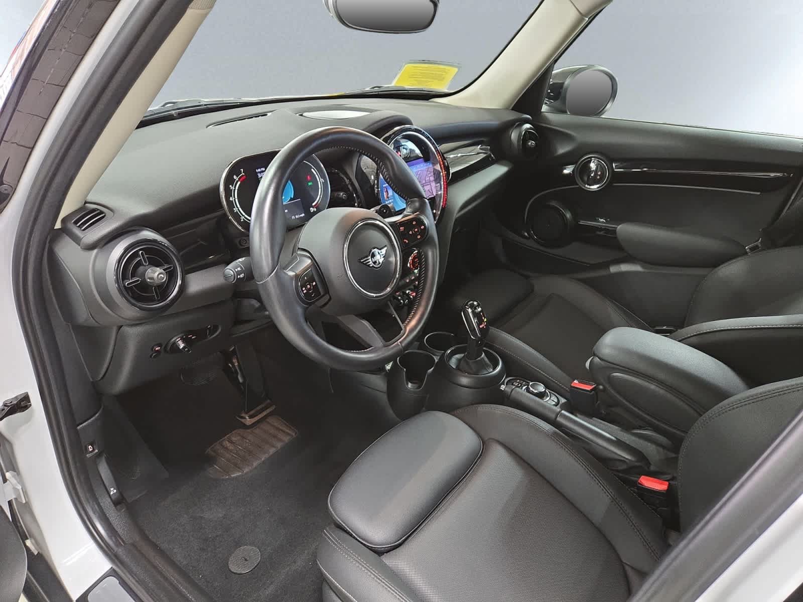 Used 2024 MINI Cooper S FWD image 5