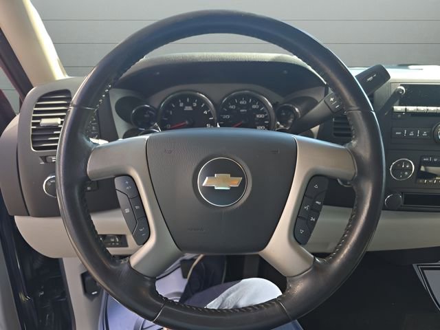 Used 2007 Chevrolet Silverado 2500 LT w/ 1LT Convenience Package AWD/4WD image 14