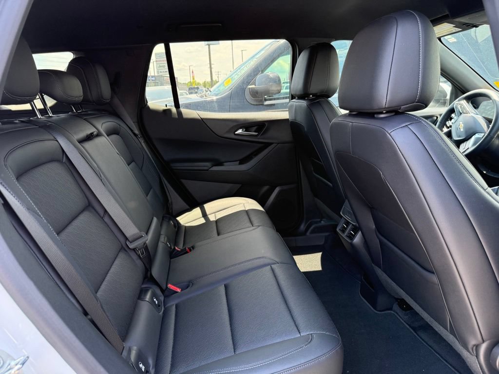 Used 2026 Chevrolet Equinox LT w/ Convenience Package II AWD/4WD image 15