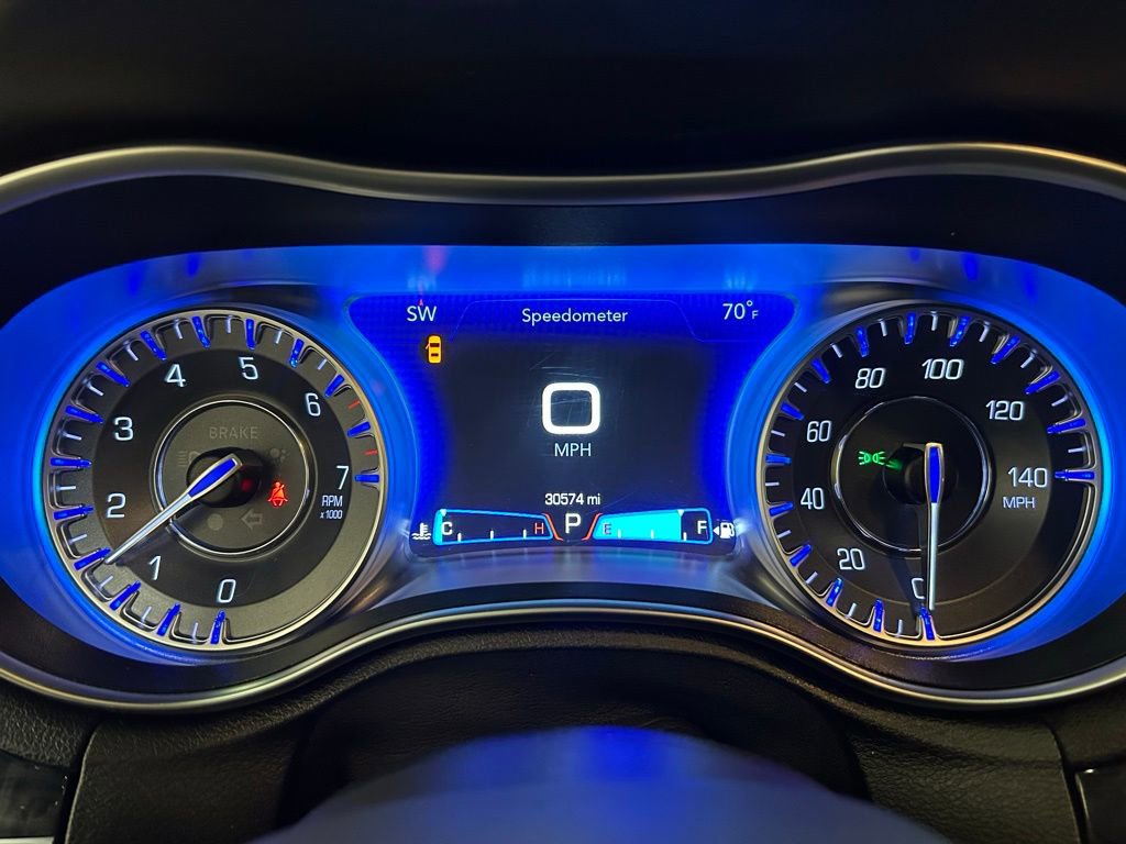 Used 2023 Chrysler 300 Touring L w/ Popular Equipment Group image 19