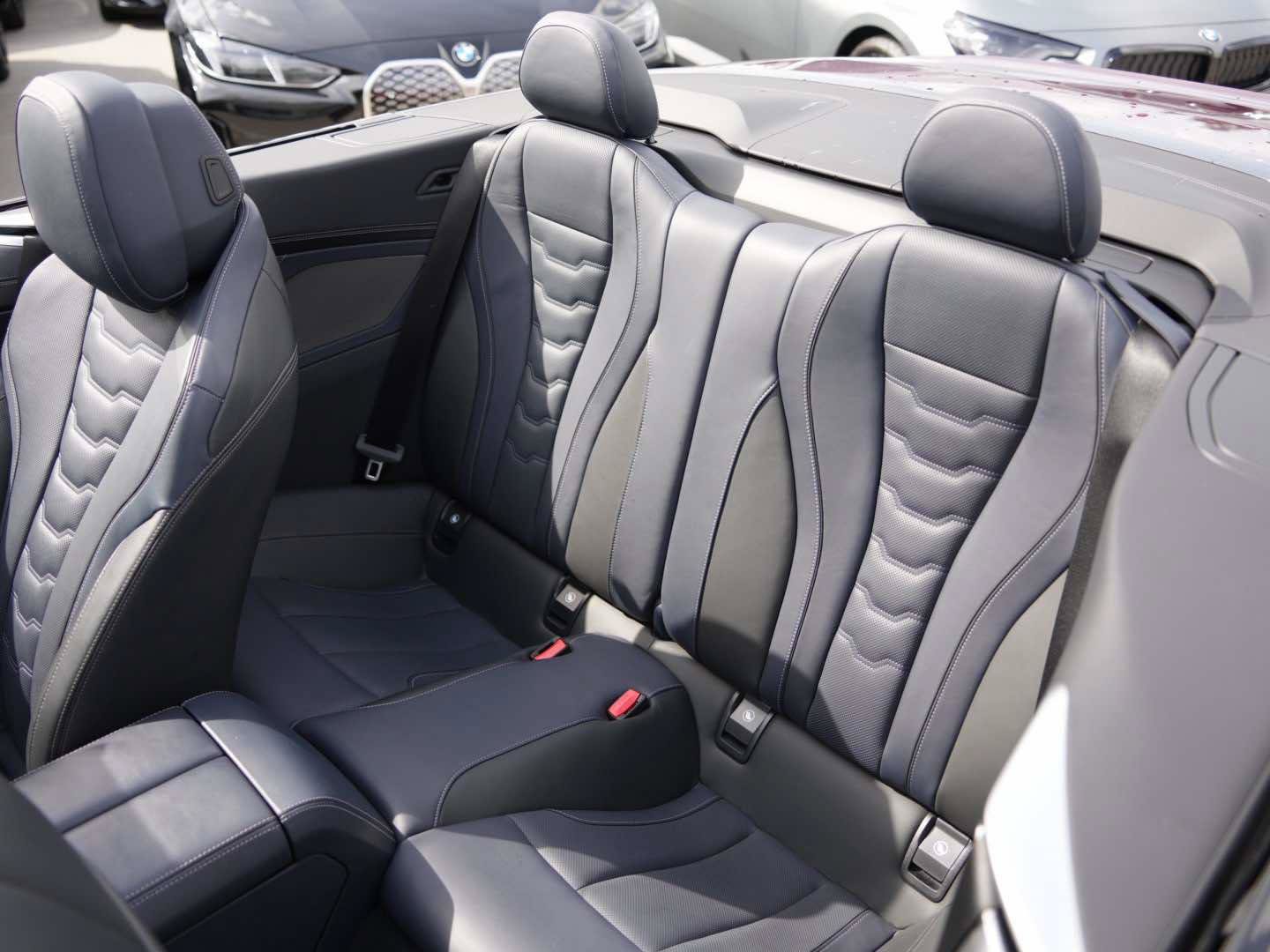 Used 2025 BMW M850i xDrive Convertible AWD/4WD image 19