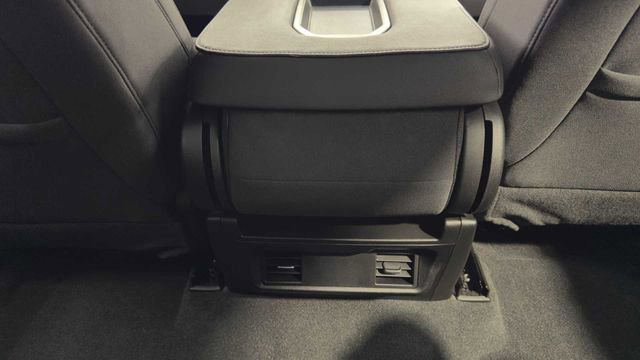 Used 2022 Chevrolet Silverado 1500 Custom w/ Rally Edition AWD/4WD image 17