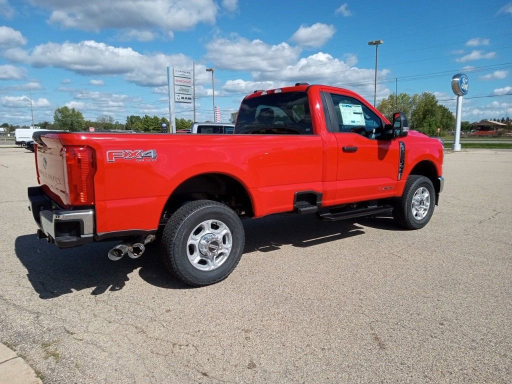 New 2026 Ford F250 XLT image 4