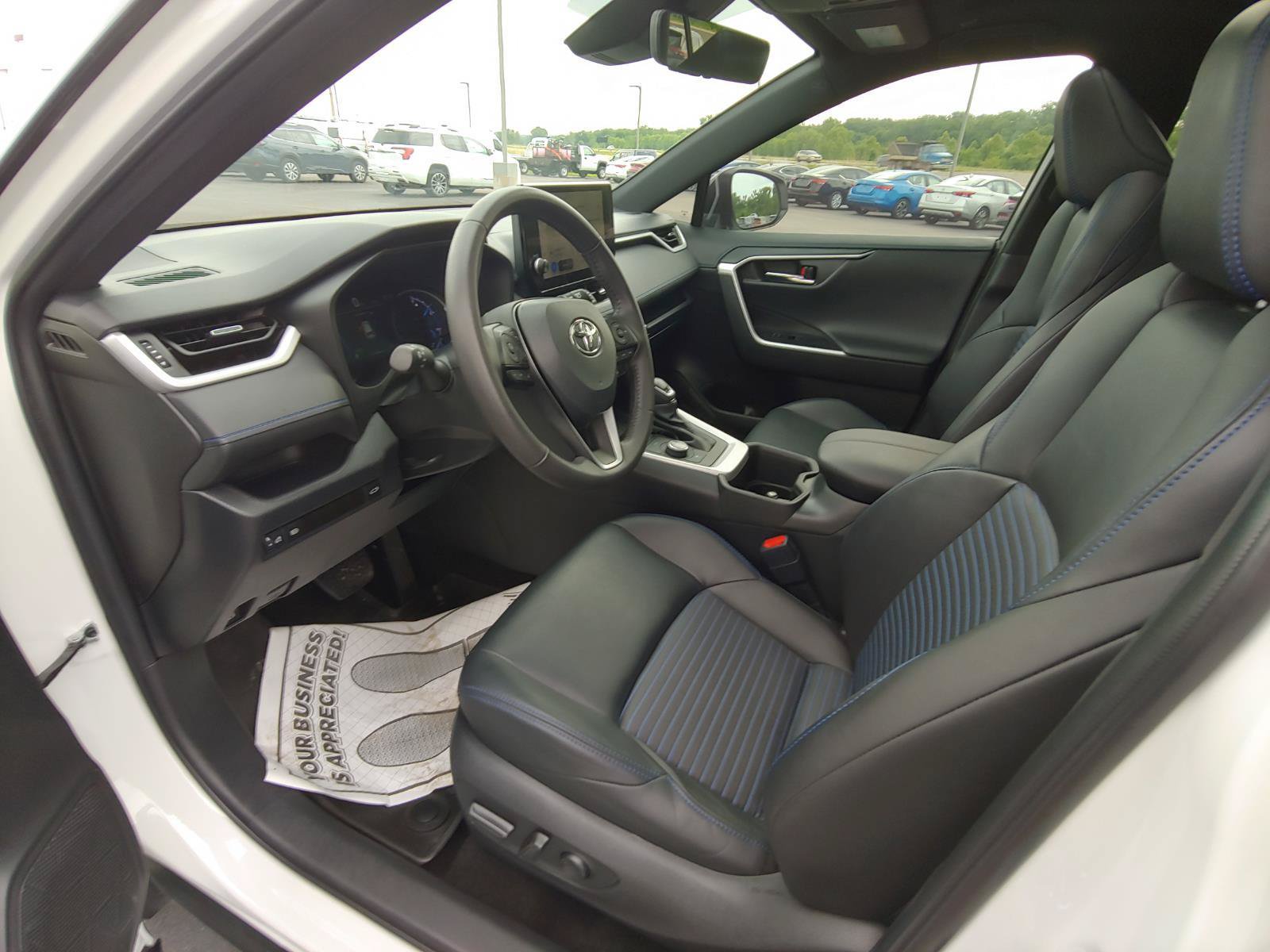 Used 2024 Toyota RAV4 XSE AWD/4WD image 25