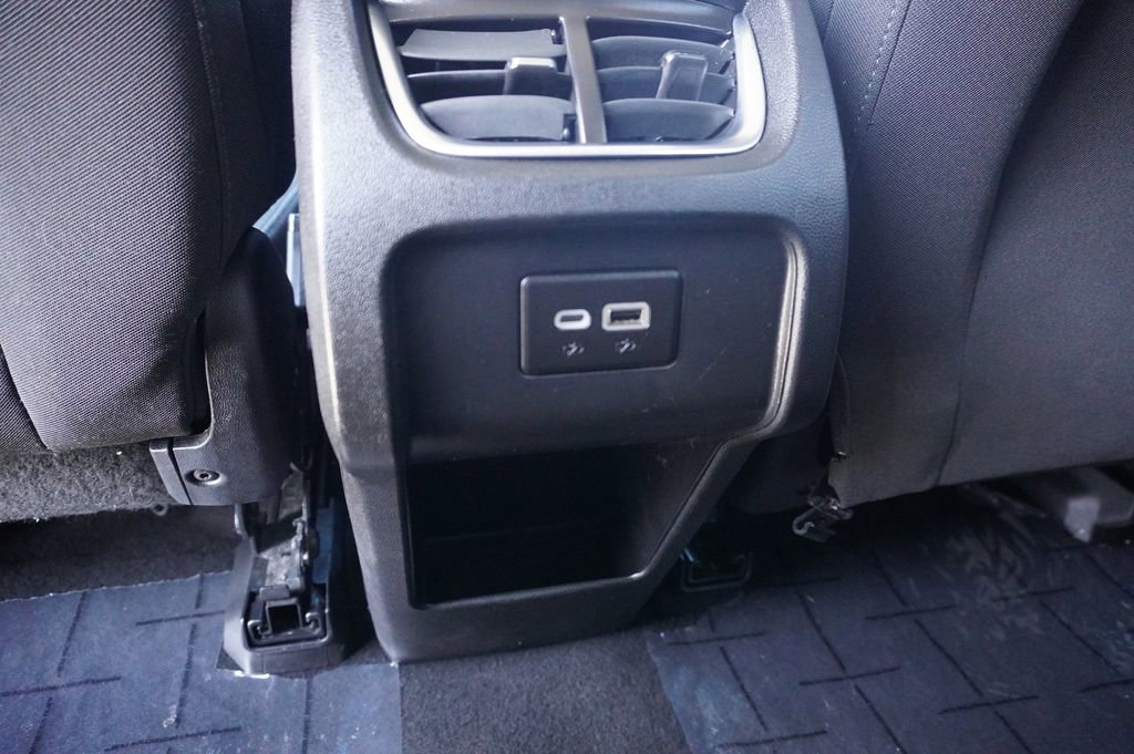 Used 2022 Chevrolet Blazer LT w/ Midnight/Sport Edition FWD image 10