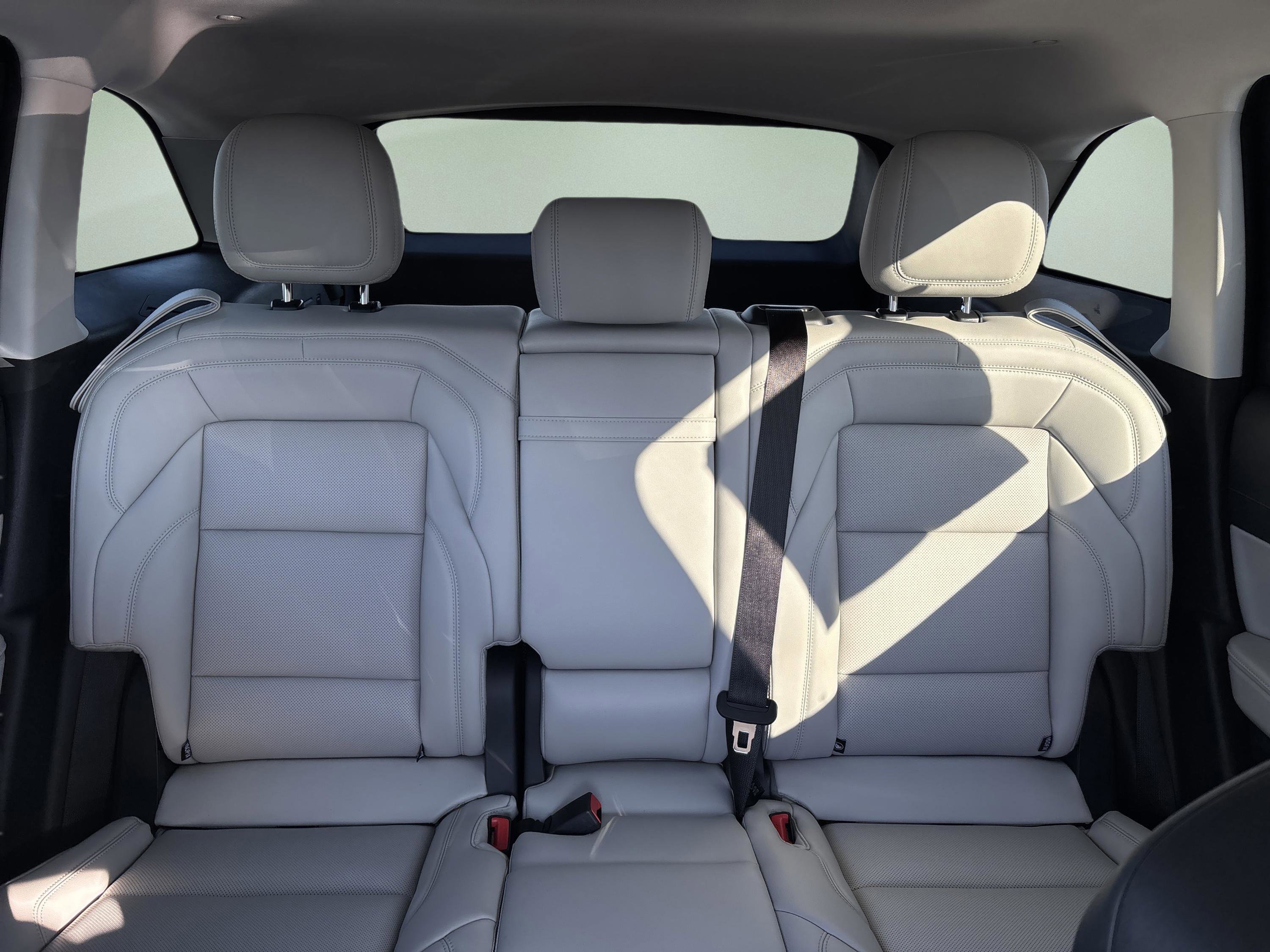 New 2026 Lincoln Nautilus Premier w/ Equipment Group 102A image 18