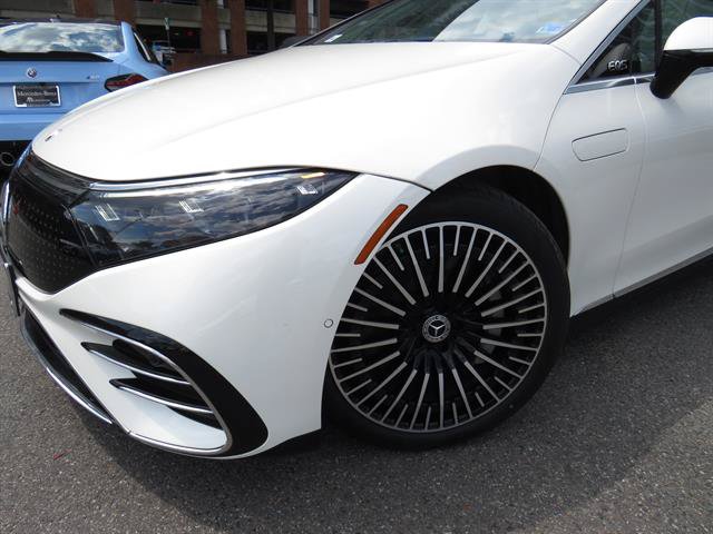 Certified 2023 Mercedes-Benz EQS 580 4MATIC Sedan w/ Manufactur Interior Package image 25
