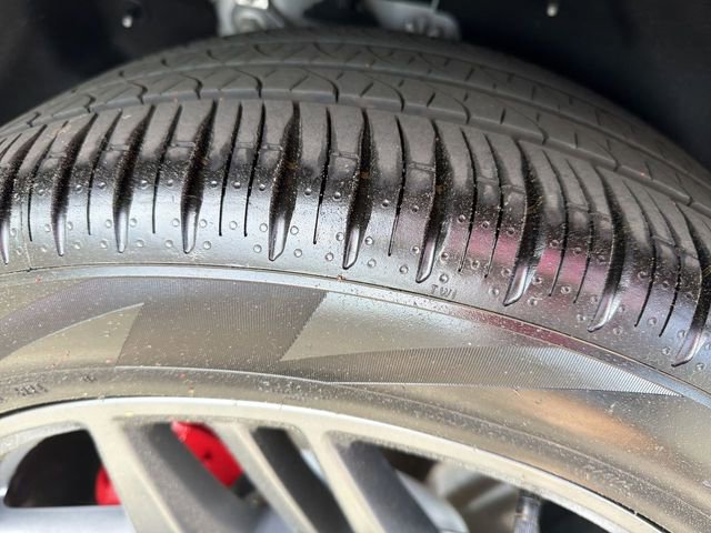 Certified 2025 Ford Explorer ST image 31