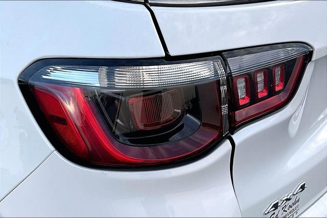 Used 2024 Jeep Compass Latitude image 21