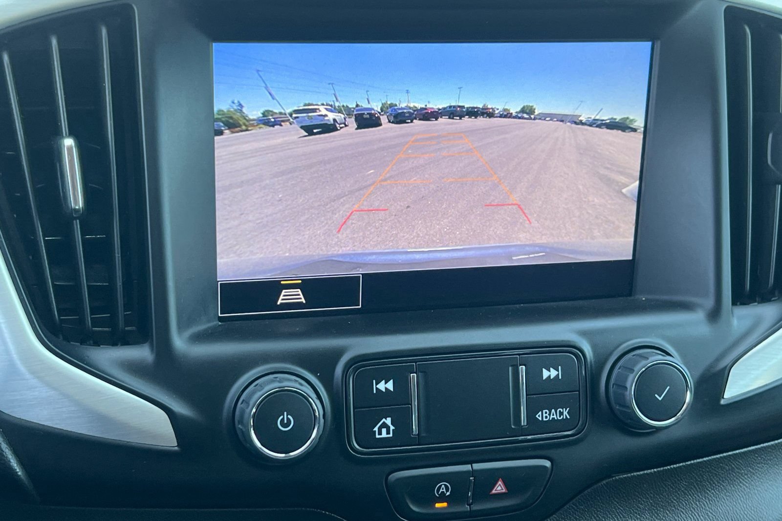 Used 2024 GMC Terrain SLT AWD/4WD image 20