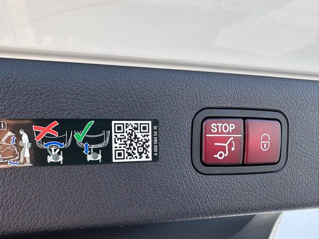 Used 2023 Mercedes-Benz EQS 580 4MATIC Sedan image 10