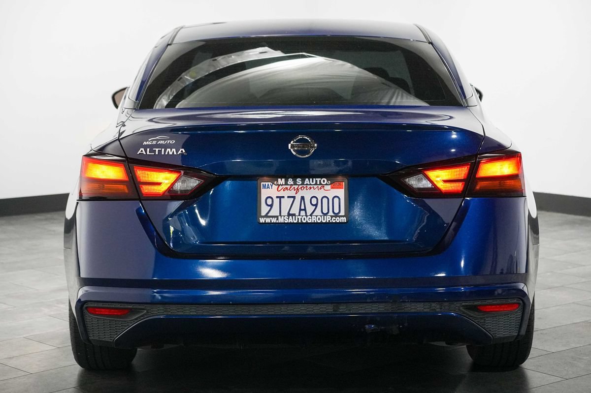 Used 2022 Nissan Altima 2.5 S FWD image 4