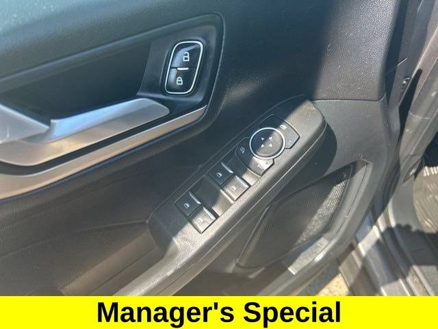 Used 2021 Ford Escape SEL AWD/4WD image 12