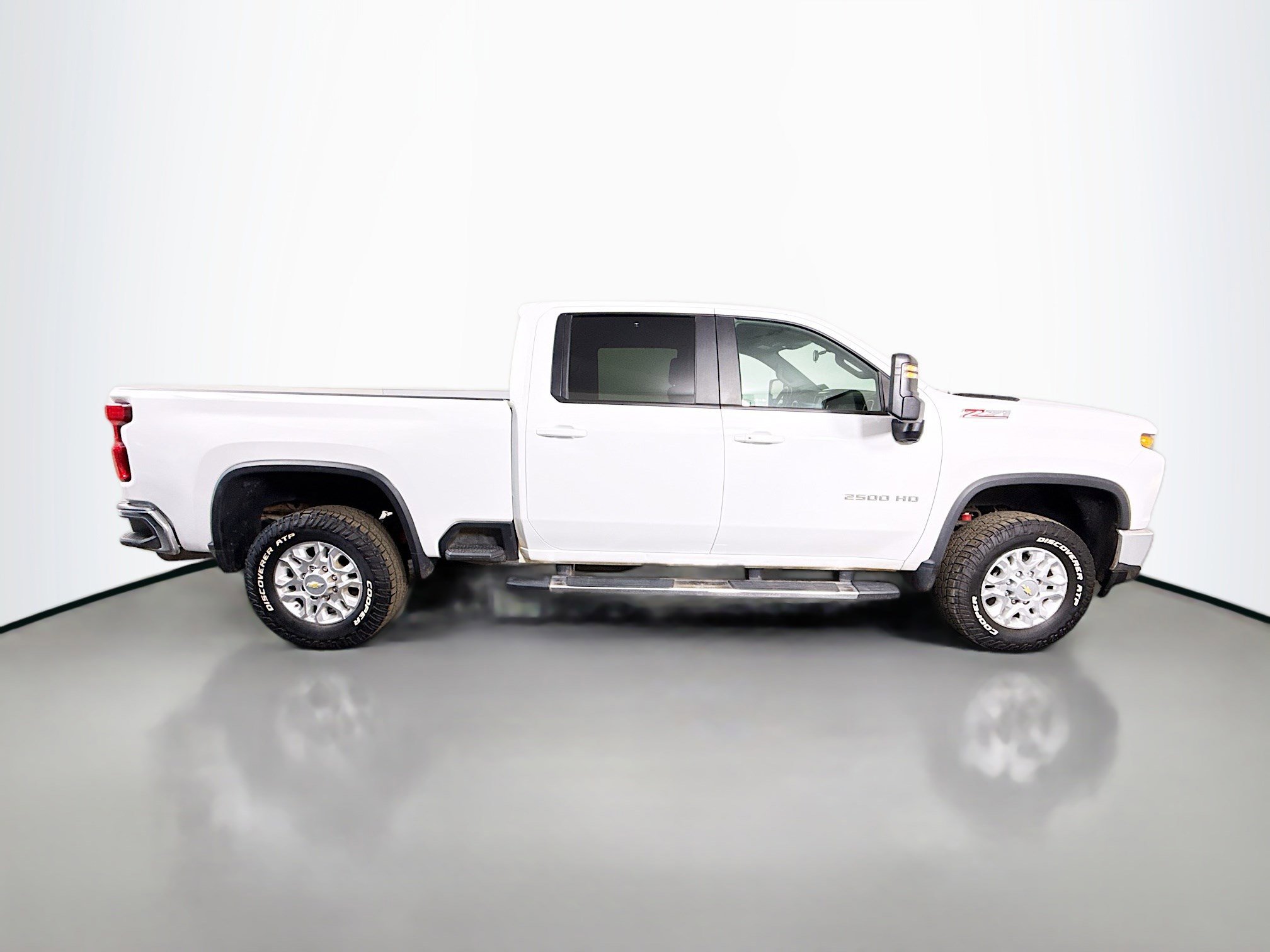 Used 2023 Chevrolet Silverado 2500 LT w/ Convenience Package image 11
