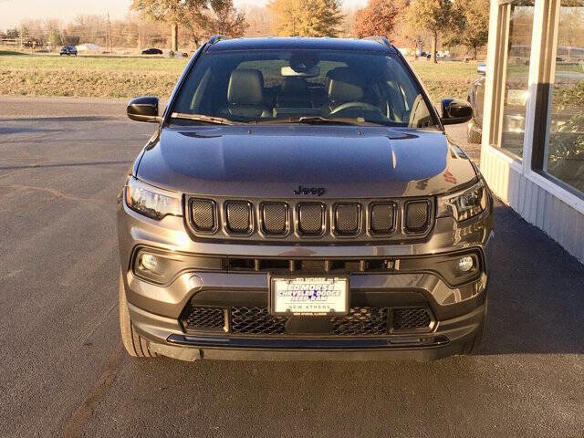 Used 2022 Jeep Compass Latitude image 4