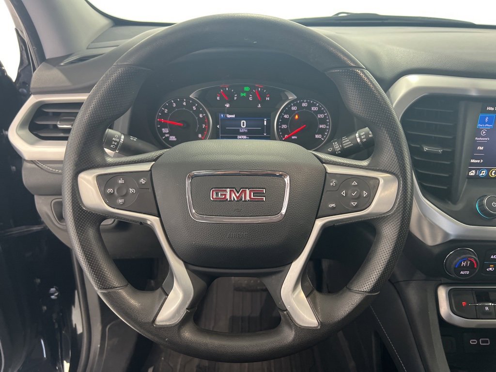 Used 2023 GMC Acadia SLE w/ LPO, Floor Liner Package image 30