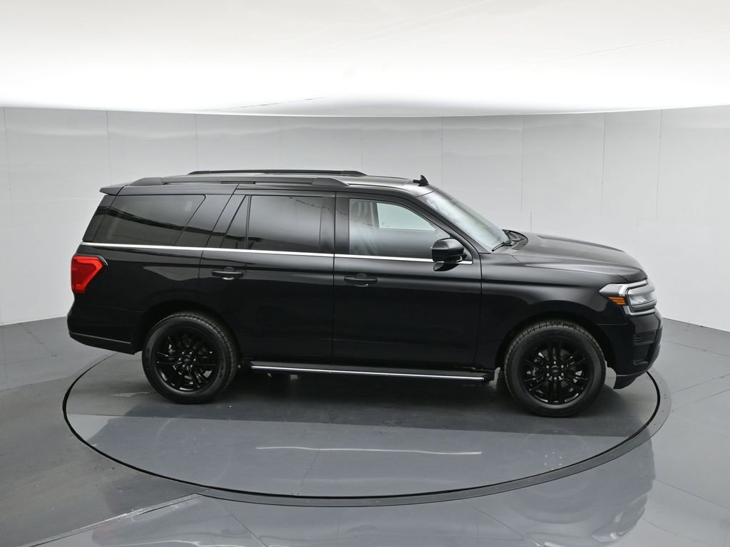 Used 2023 Ford Expedition XLT image 58