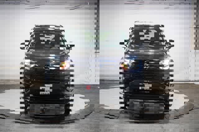 Used 2020 Toyota RAV4 XLE image 8